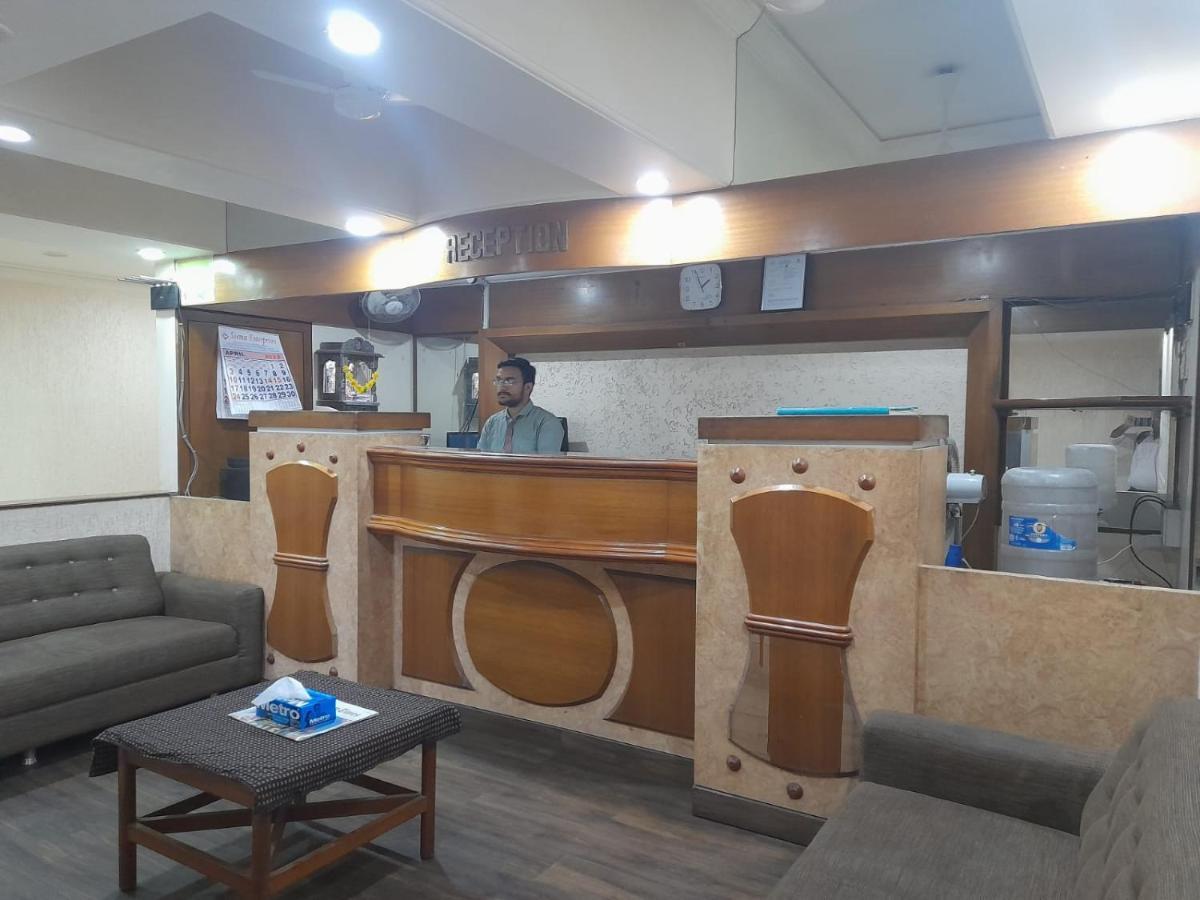 Hotel Mayur By Wb Inn Ulhasnagar Экстерьер фото
