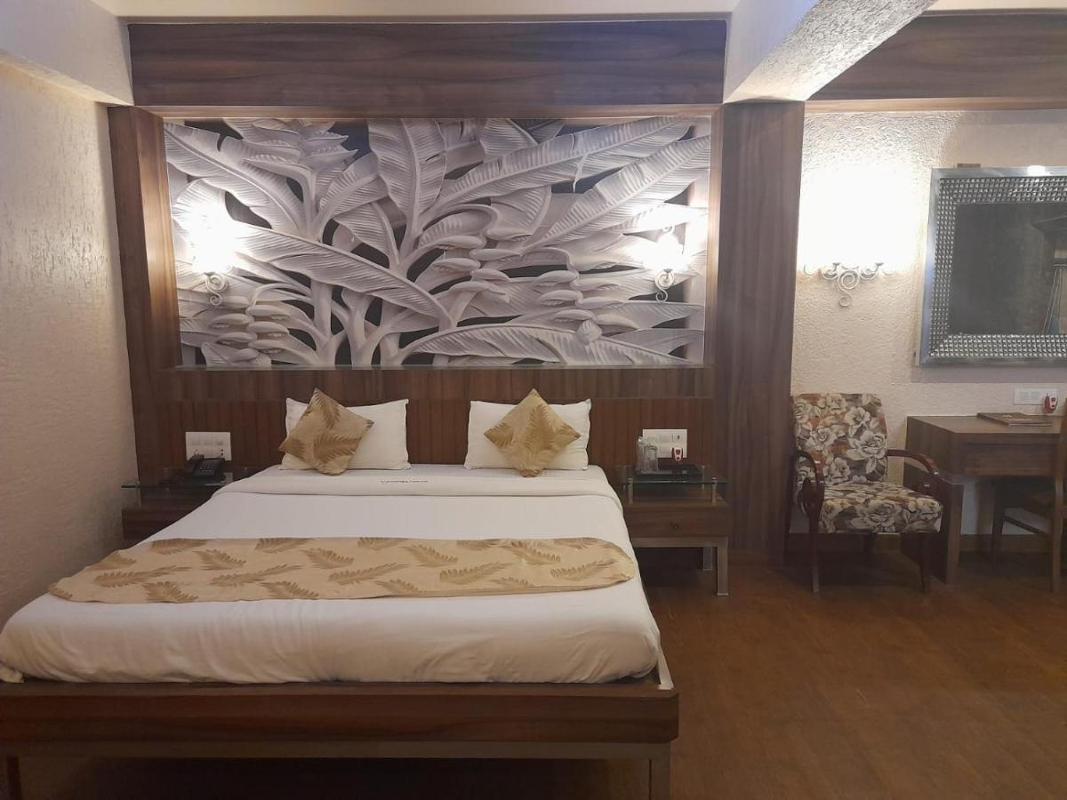 Hotel Mayur By Wb Inn Ulhasnagar Экстерьер фото